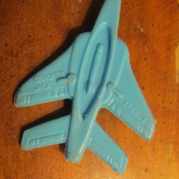 Vintage Cracker Jack Plastic Airplane: US Air Force Jet - Picture 6 of 7